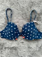 Bikini Oberteil Marienblau weiß gepunktet Esprit Größe 42A Nordrhein-Westfalen - Marl Vorschau