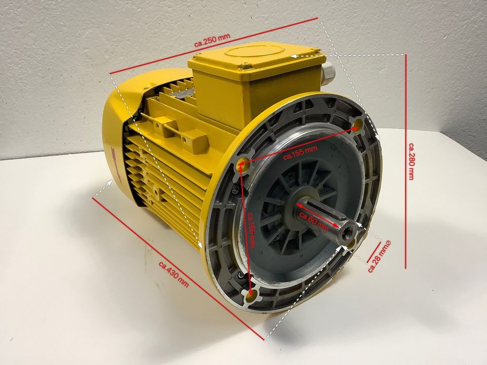 RUHFUS 3~ Asynchronmotor TEQ2EFA112M4C-40H 4kW 1450r/min 8.4A in Korschenbroich