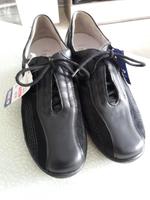 Damen Waldläufer Schuh Gr. 36,5, neu (Größe UK 4) Hessen - Rödermark Vorschau