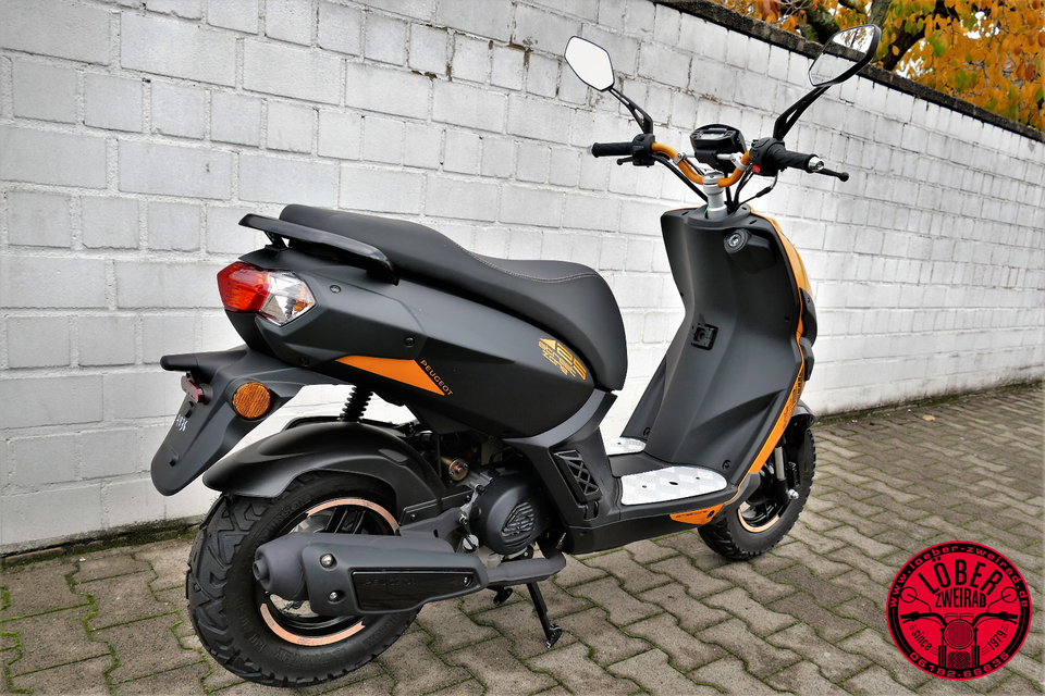 MOFA - Peugeot Streetzone 10" EURO 5 - Neufahrzeug auf 25km/h in Hainburg