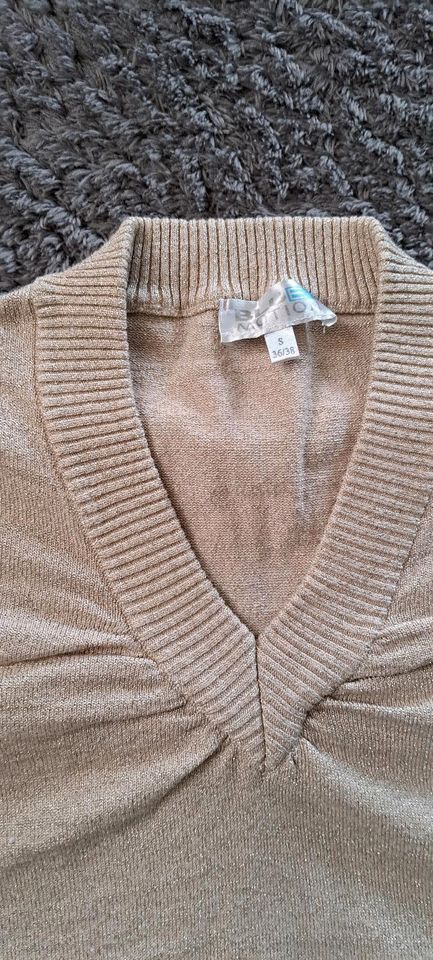 Bluemotion edler festlicher Gold Pullover Gr. S in Karlshuld