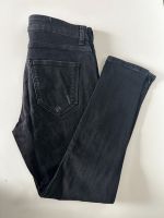 Zara  Jeans Hose Herren Schwarz Grau Nordrhein-Westfalen - Bergkamen Vorschau