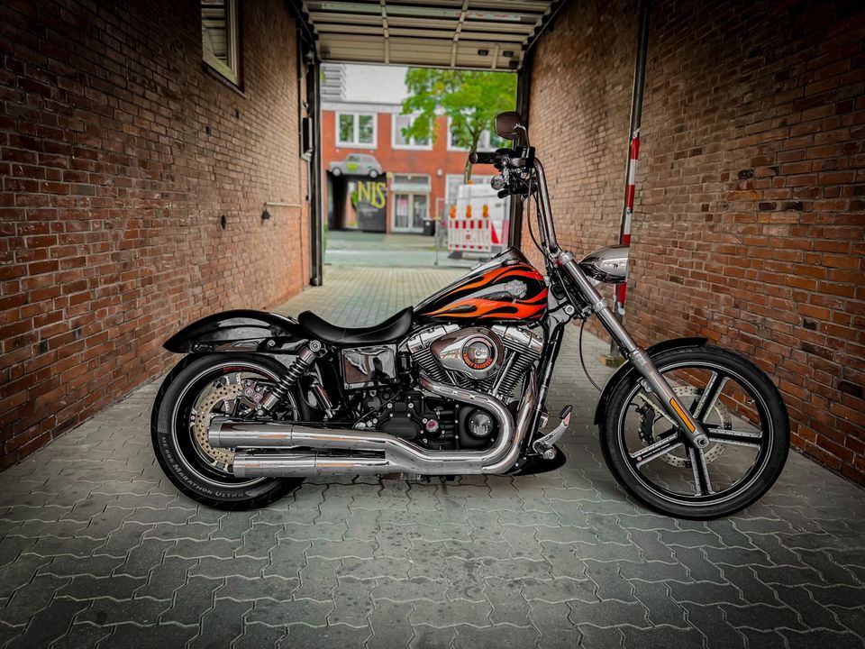 Harley Davidson Dyna Wide Glide 34000 km Kesstech in Hamburg