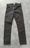 Twillhose SLiM FIT von H&M schwarz, Gr. 28/32 Hessen - Bensheim Vorschau