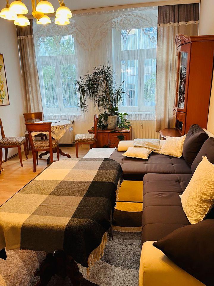 Wohnung in 10317 Berlin oder 2 Zimmer einzeln, möbliert befristet in Berlin