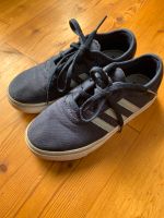 Adidas Sneaker Skateboard Schuhe Gr. 33 wie neu Nordrhein-Westfalen - Würselen Vorschau