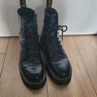 Dr. Martens Plateau schwarz, Gr.39, kaum getragen Leipzig - Sellerhausen-Stünz Vorschau