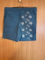 Blau kurze Hose Kind mit Blumen Aufdruck in 152 von TKF Baden-Württemberg - Böblingen Vorschau