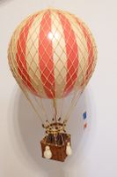 Historischer Gasballon 32cm + Korb Gondel Deko Antik Bayern - Gilching Vorschau
