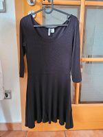 H&M divided Kleid skaterkleid schwarz gr S 3/4 arm Nordrhein-Westfalen - Neunkirchen-Seelscheid Vorschau