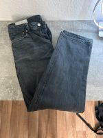 H&M Loose Fit Jeans 32/32 Schwarz Sachsen-Anhalt - Merseburg Vorschau