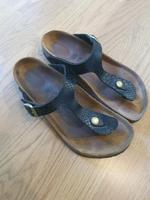Birkenstock Zehentrenner Sandale 39 animal print schwarz Gizeh Bayern - Gröbenzell Vorschau
