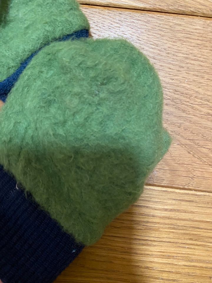 Wolle Merino Dilling Schlafanzug Fleece Handschuhe Cino Mütze 92 in Nüsttal
