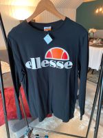 Ellesse Shirt in gr. M in schwarz Top Zustand!! Baden-Württemberg - Brackenheim Vorschau