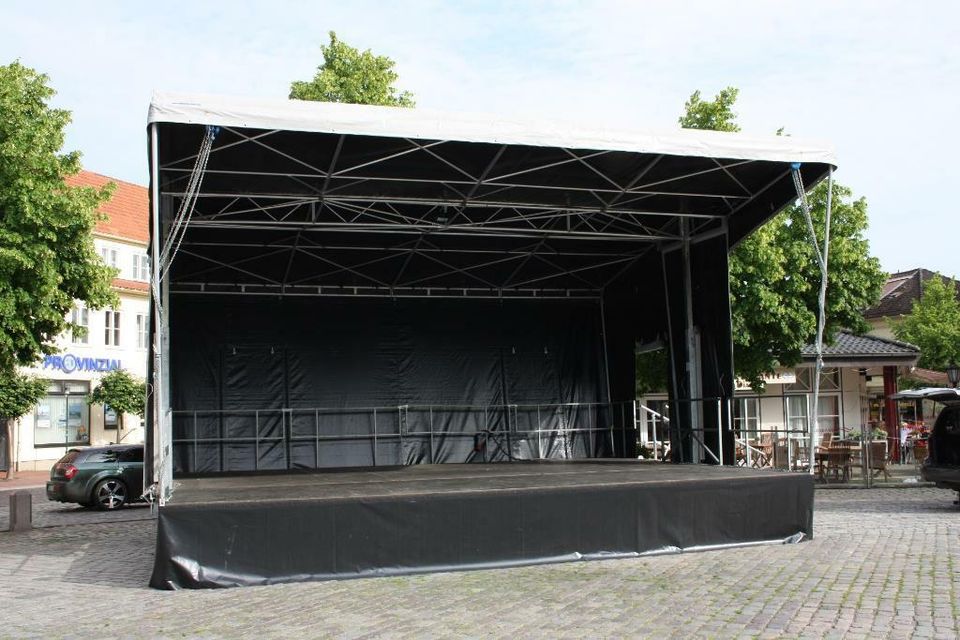 Mobile Bühne / Showbühne / Mobilbühne / Eventbühne mieten 20-48qm in Buxtehude