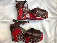 Miu Miu by Prada florale Leder Sandalen Keil Pumps, Nieten, Gr 39 Berlin - Mitte Vorschau