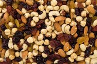 Studentenfutter Cashew Mandeln Haselnüsse Cranberries Rosinen 1KG Berlin - Wilmersdorf Vorschau