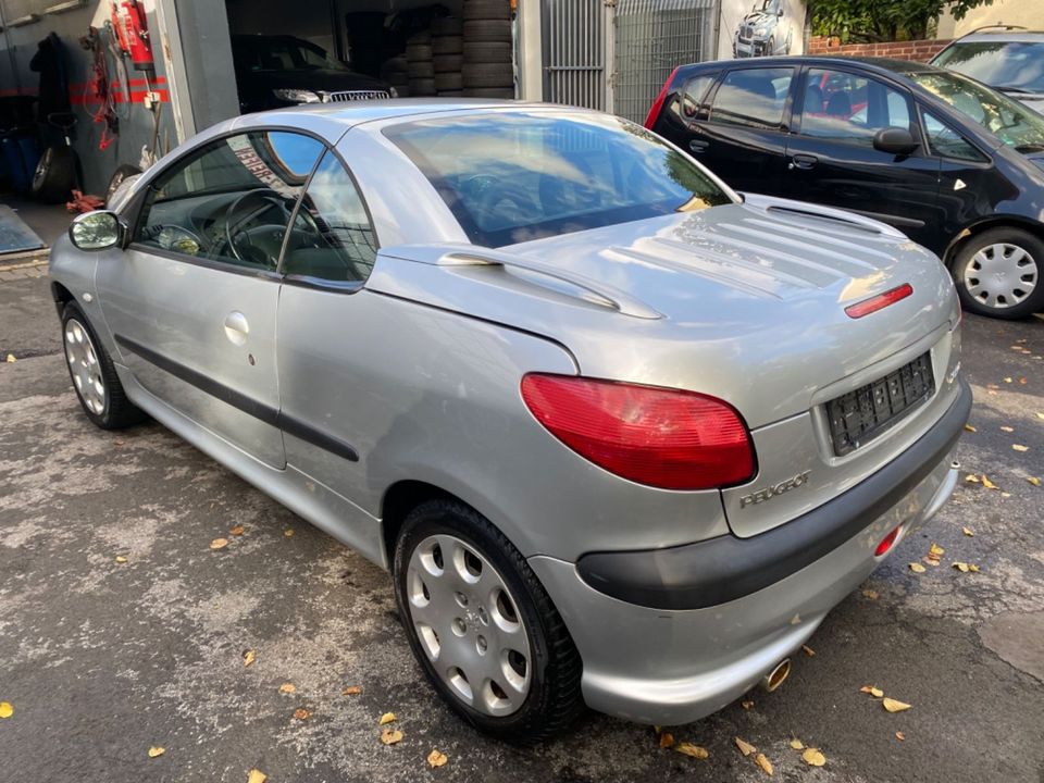 Peugeot 206 Cabriolet CC in Köln