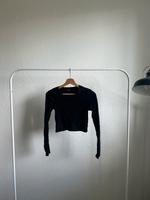 Schwarzer Cropped Pulli - Monki Berlin - Tempelhof Vorschau