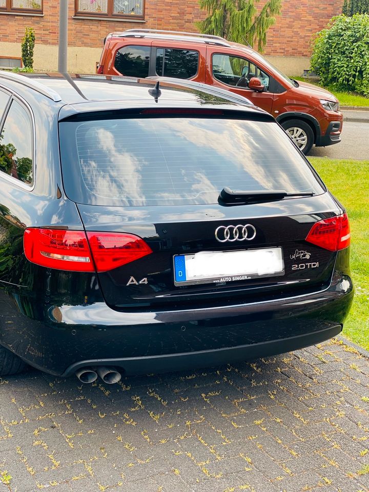 Audi A4 Kombi - 1. Hand in Recklinghausen