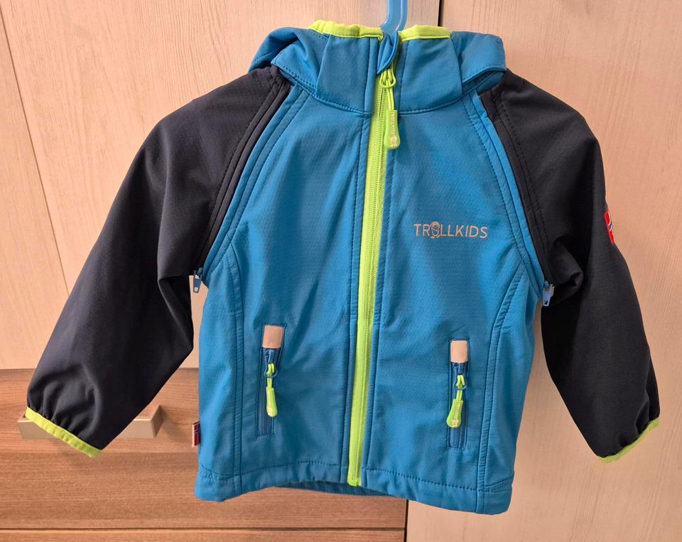 Trollkids Jacke Zipp-off Softshelljacke Rondane XT Gr. 92 blau in Bottrop