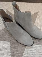Stiefel Wildleder Gr 37 grau Obervieland - Arsten Vorschau