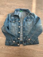 Jeansjacke Benetton Gr. 130 Hessen - Gründau Vorschau