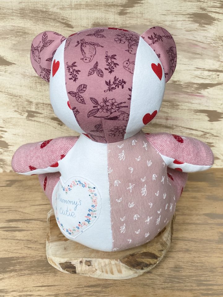 Keepsake bear Memory bear Erinnerungsbär aus Kinderkleidung in Röthenbach