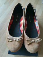 Neu Tommy Hilfiger Ballerinas 37  Suede beige 37 in OVP! Bayern - Vaterstetten Vorschau