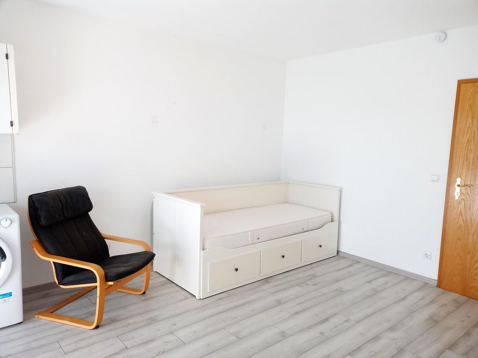 Schöne 1 Zimmer Wohnung mit großer Terasse und PKW Stellplatz in Bad Birnbach in Bad Birnbach