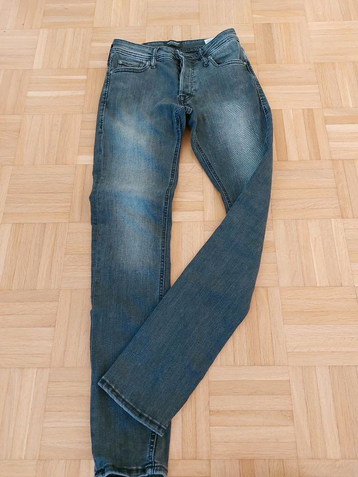 Jack & Jones Jeans dunkelgrau Glenn 28/32 slim in Meschede