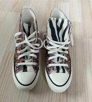 Converse Chuck Taylor fast neu! Kr. München - Aying Vorschau