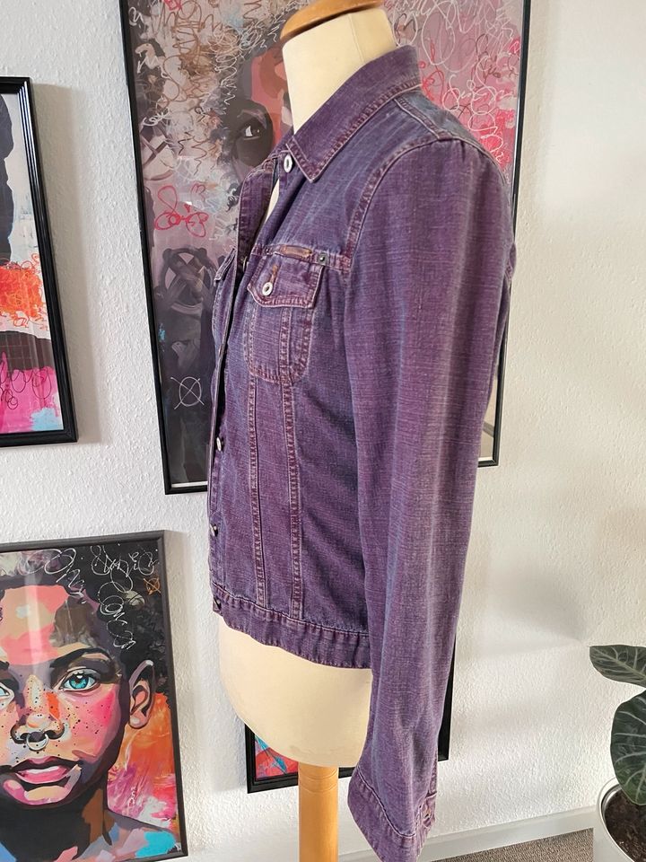 S.oliver Damen Jacke Jeans lila violett 40L in Großkrotzenburg