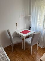 Tisch mit zwei Stühlen Nordrhein-Westfalen - Netphen Vorschau