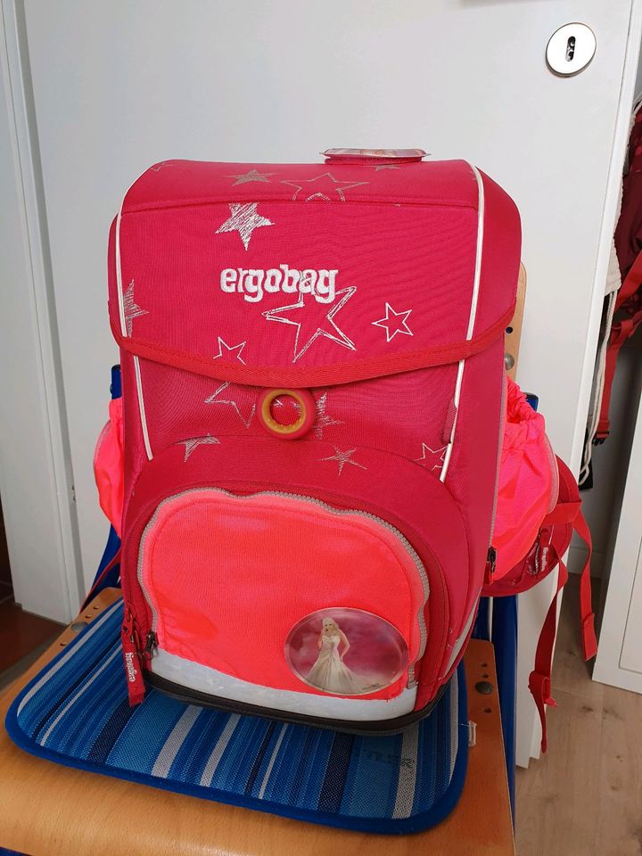 Schulranzen Ergobag Cubo CinBärella pink in Minden