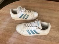 Adidas Schuhe, Größe 39 1/3 Sachsen - Weinböhla Vorschau