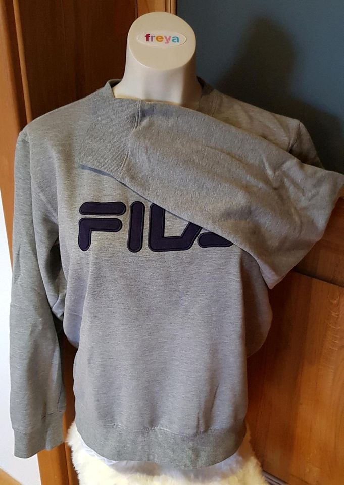 FILA Pullover Gr.40/42 in Schwarzach