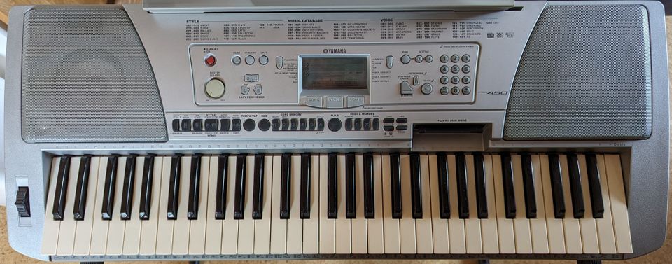 Yamaha PSR-450 (Keyboard) in Landshut