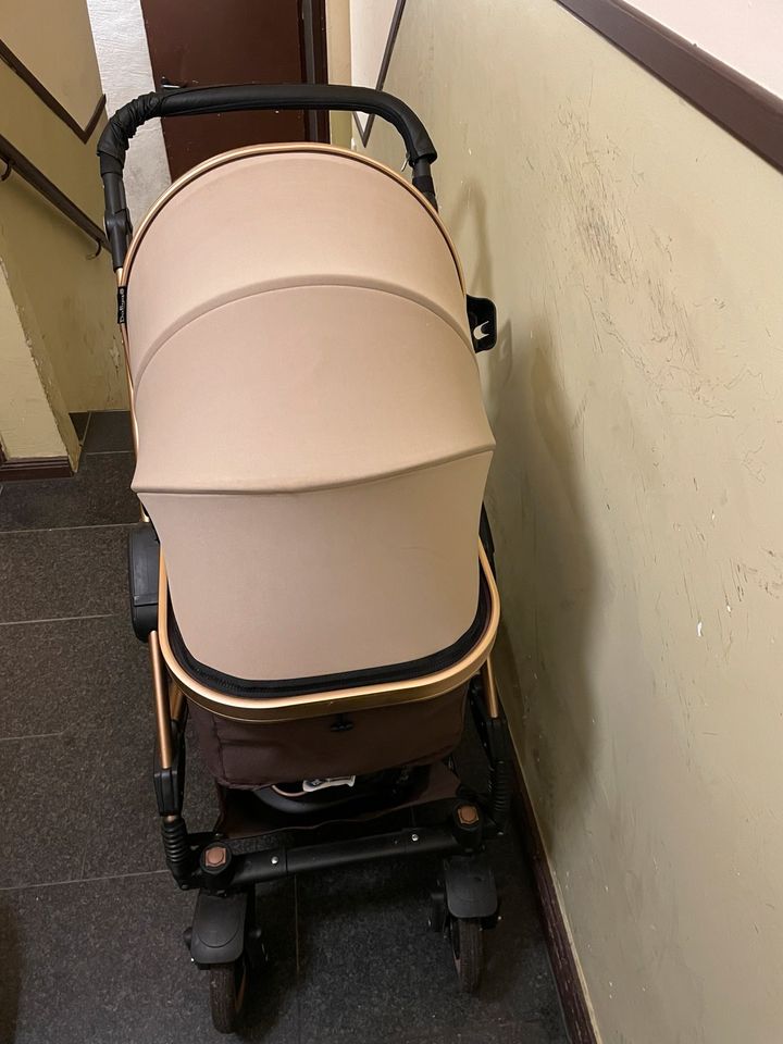 279€ Kinderwagen Daliya Bambimo Babyschale Buggy Kupfer in Magdeburg