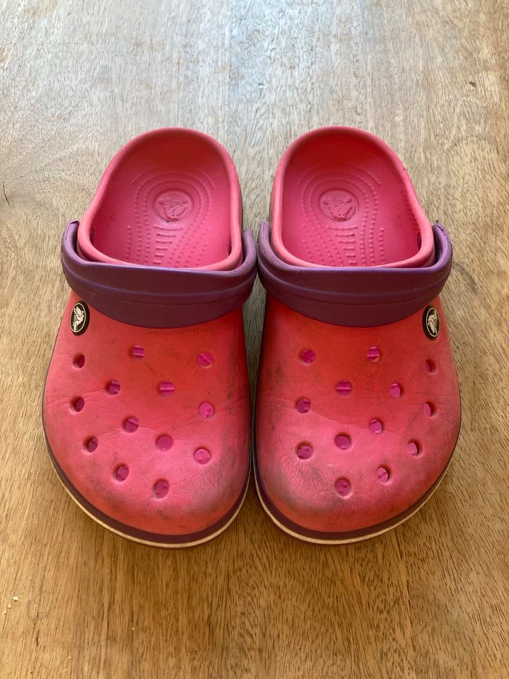 Crocs J3, Gr. 34/35 in Berlin