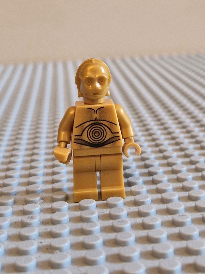 LEGO Star Wars Minifigur C-3PO sw0010. in Berlin