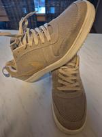Beige Nike Sneaker Größe 41 Berlin - Marzahn Vorschau