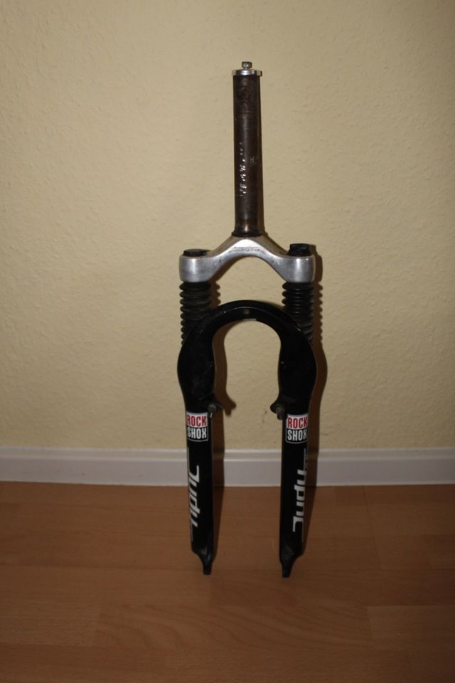 Gabel Federgabel  Rock Shox  26 Zoll 1 Zoll in Wolfen