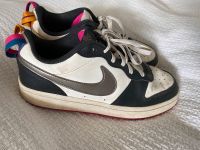 Nike 38.5 Dunk Low! Silberner Swoosh außen , innen goldener Swoos Nordrhein-Westfalen - Schloß Holte-Stukenbrock Vorschau