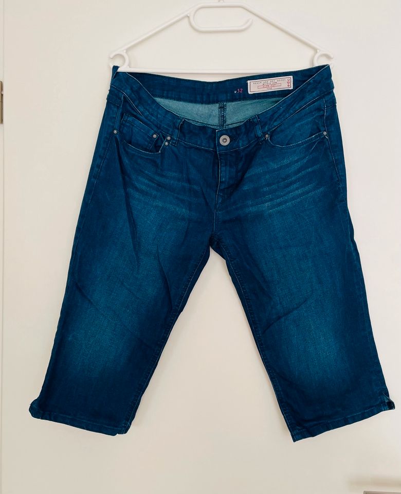 Esprit EDC Jeans Bermuda Capri W32 Gr. 42 in Radeburg