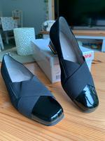 Schwarzer ARA-Lackschuh mit Goldkante Gr 39 Essen - Essen-Ruhrhalbinsel Vorschau