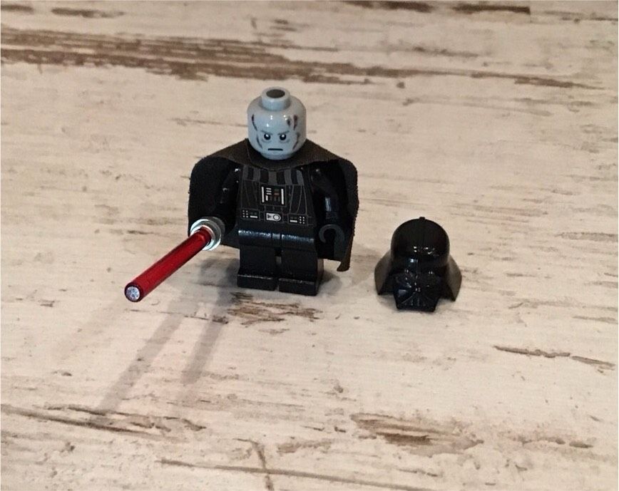LEGO Star Wars Millenium Falcon - 7965 in Mühlingen