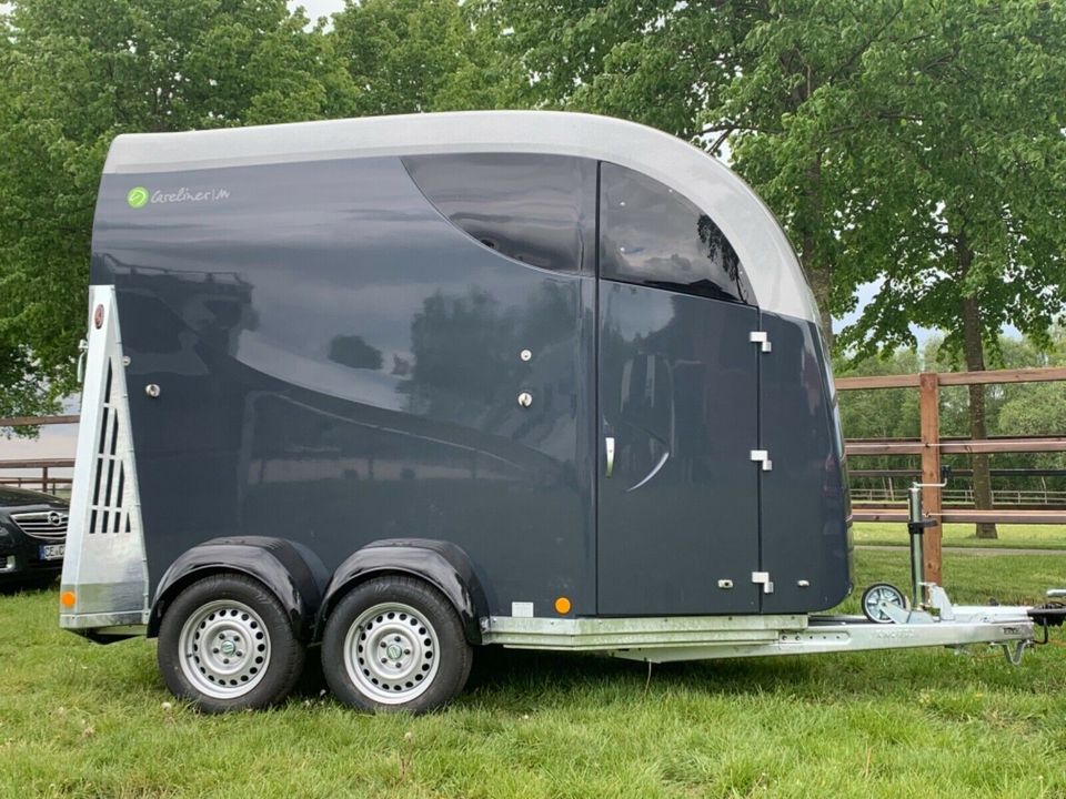 Pferdeanhänger Careliner.Thiel. Sirius.für Sie in Ausstellung in Stelle