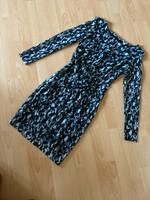 Tailliertes Kleid gr 36 Hessen - Bad Homburg Vorschau