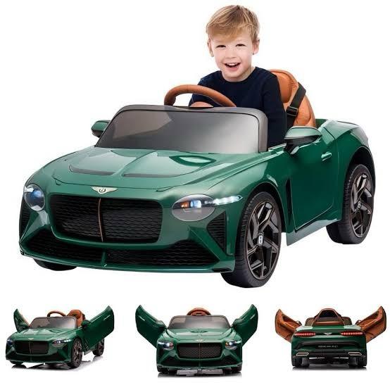Kinderfahrzeug Neu Kinderauto Akkuauto Elektroauto Bentley in Hamburg